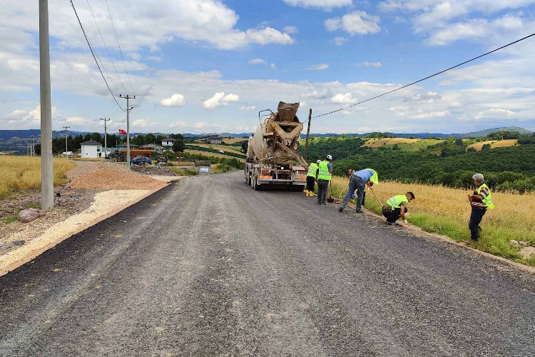 Körfez Kalburcu Köyüne beton yol -
