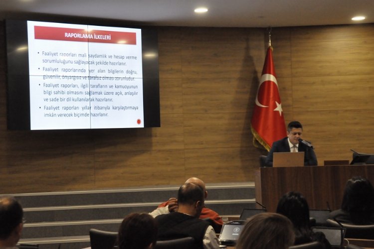Kütahya Belediyesi'nden personeline yılın ilk hizmet içi eğitimi -