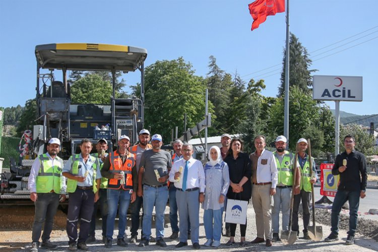 Kütahya'da personeli serinleten ikram -