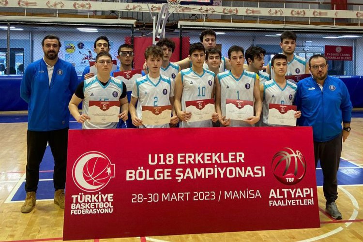 Kütahyalı basketbolcular Türkiye ikincisi oldu -