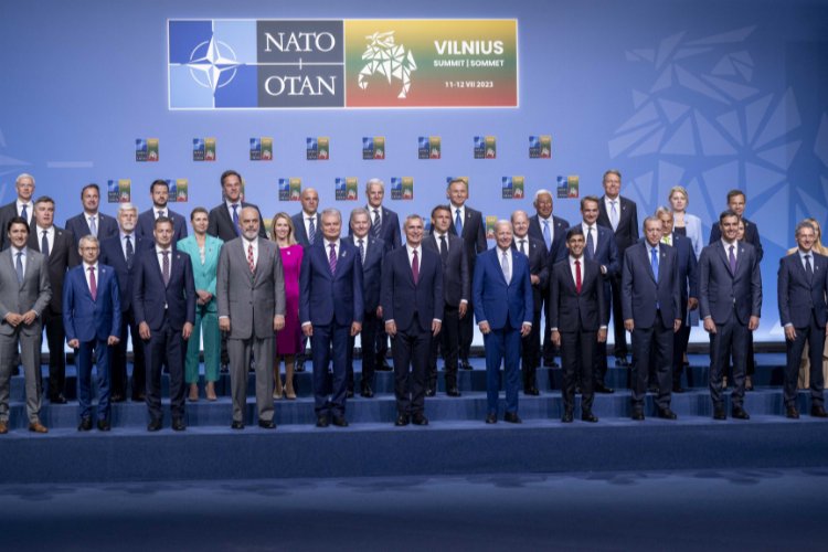 Liderler zirvede 'aile fotoğrafı' verdi -