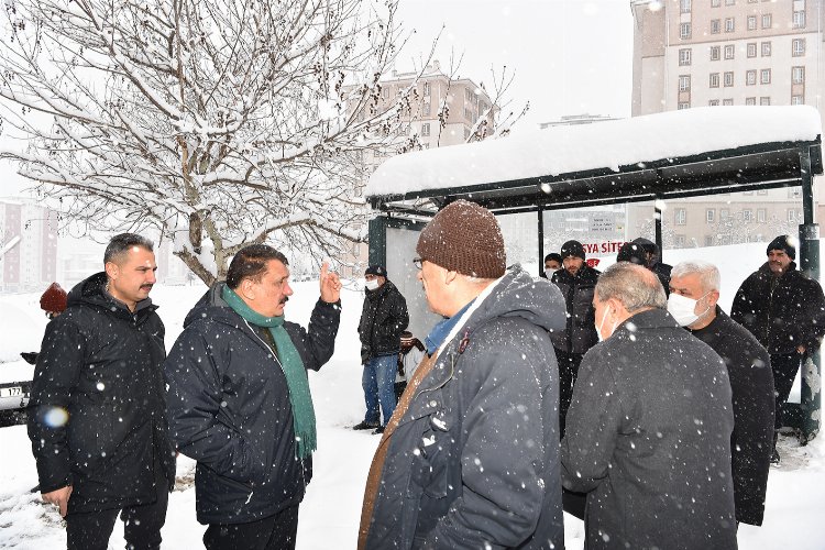 Malatya'da karla mücadele çalışmaları incelendi -