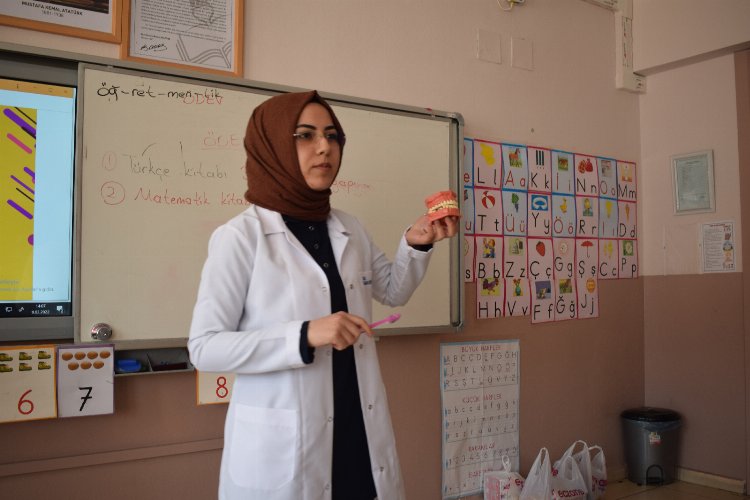 Malatya'da çocuklara diş sağlığı anlatıldı -