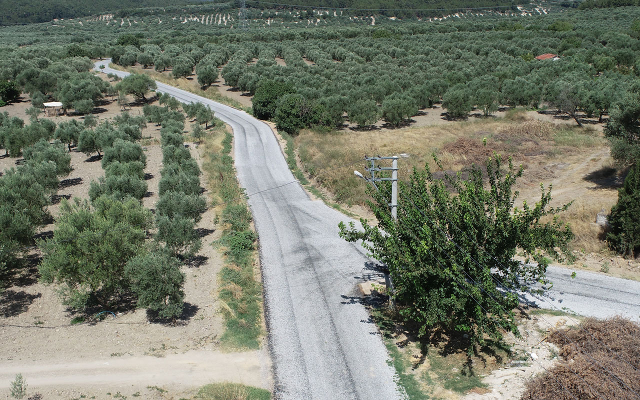 Manisa Akhisar’da grup yolunda asfalt çalışma tamamlandı