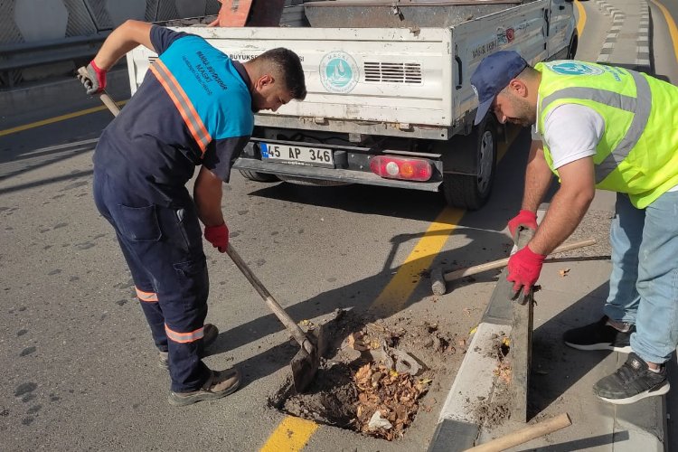 Manisa'da yağışlı havaya karşı önlem -