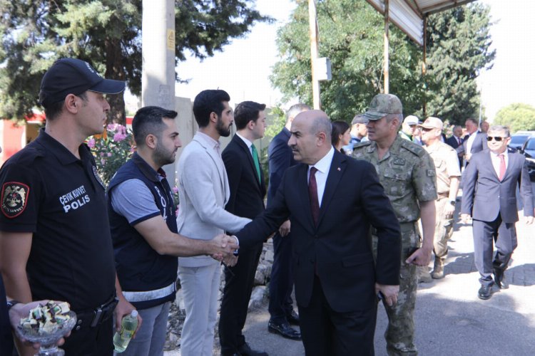 Mardin Valisi Demirtaş görevli personelin bayramını kutladı -