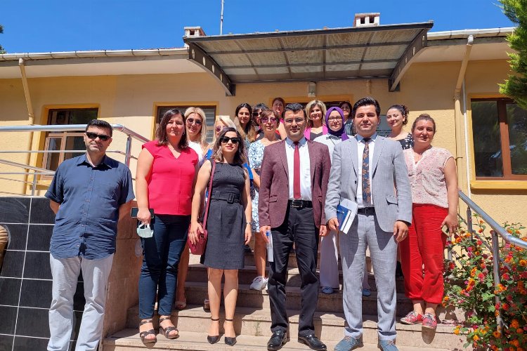Marmarisli miniklere kitap okuma madalyası -