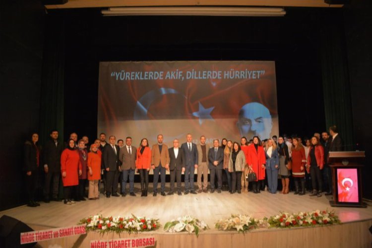 Mehmet Akif Ersoy Niğde'de anıldı -