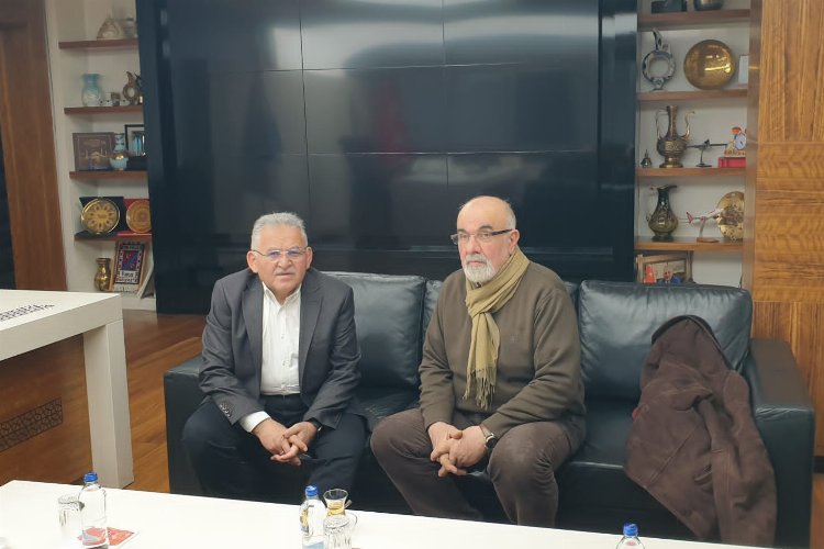Memduh Büyükkılıç'tan Berat Kandili mesajı -