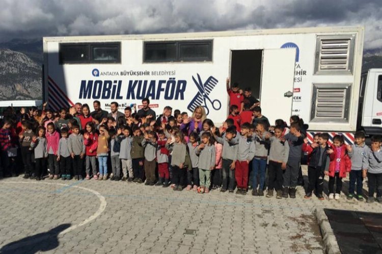 Mobil Kuaför ilçelerde 1658 vatandaşa hizmet verdi -