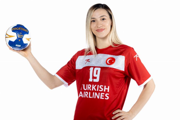 Neslihan Çalışkan Karadağ'a transfer oldu -