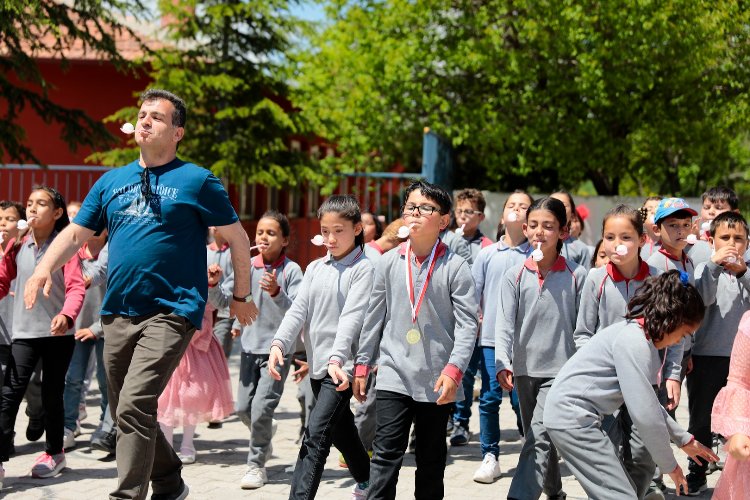 Nevşehir'de gönüllüler köylerdeki çocuklar için harekete geçti -