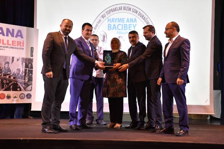 Osmangazi Belediyesi’ne Hayme Ana Bacıbey Ödülü