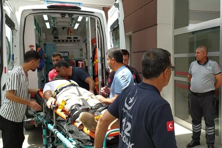 Otomobil kontrolden çıktı, şarampole uçtu -