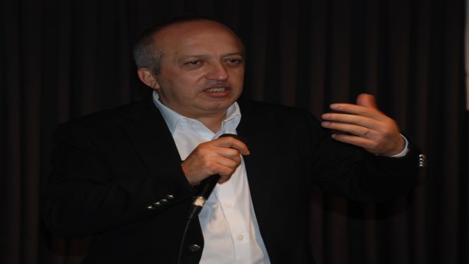Prof.Dr. Kesemenli’ye Başiskele’de Yoğun İlgi