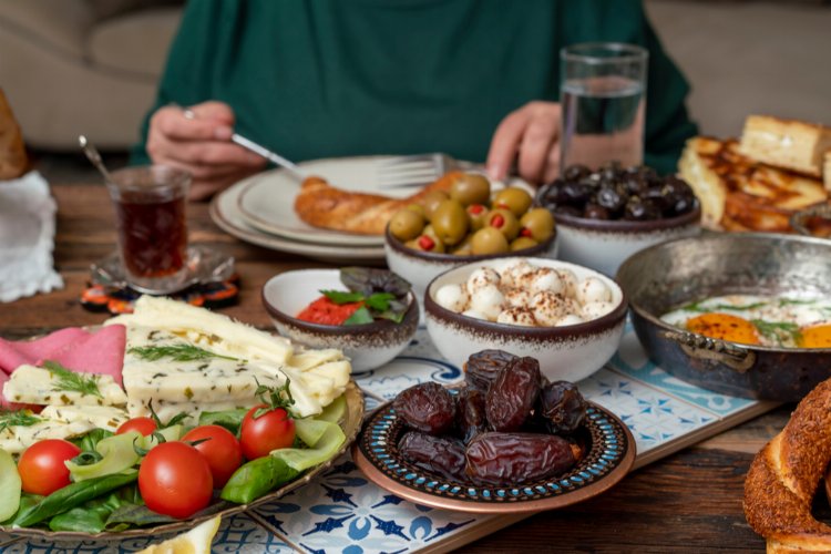 Ramazan'da tatlı ve pide tüketimi uyarısı -