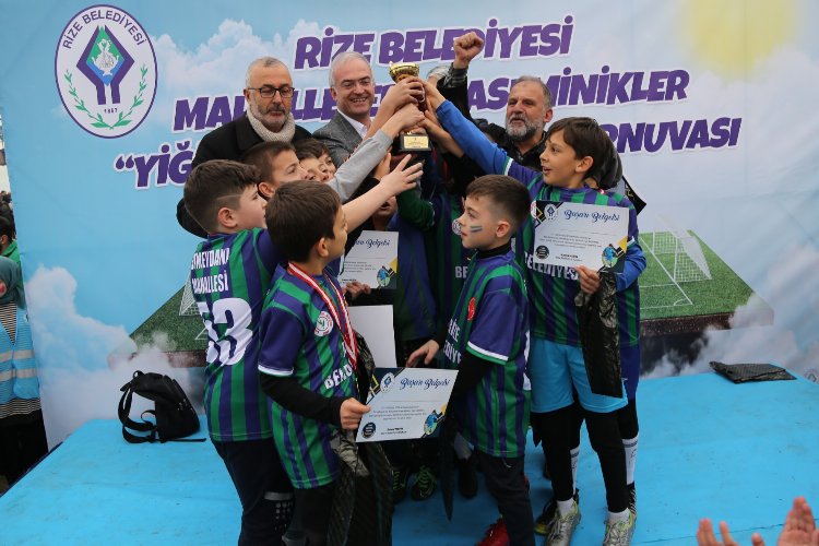 Rize'de 'Çocuk Futbol Turnuvası' sona erdi -