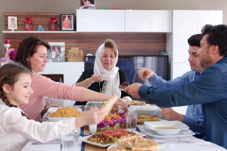 Sağlık uzmanları Ramazan'a karşı uyardı... Doğal detoksla zorlanmayın! -