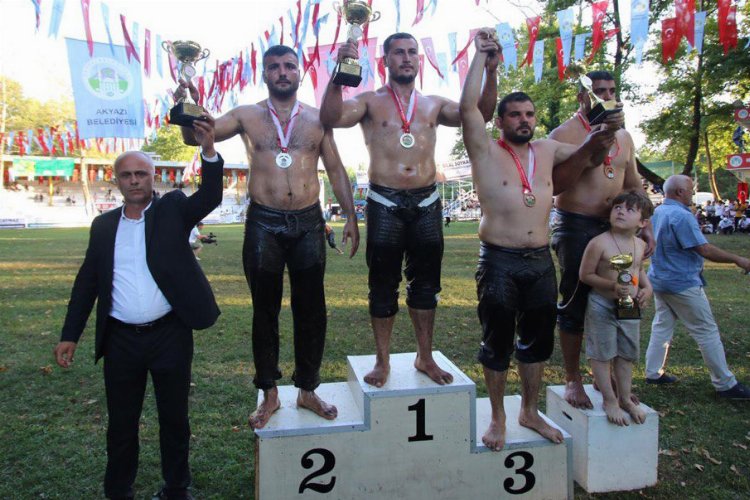 Sakarya'da' Akbalık Yağlı Güreşleri' heyecanı -