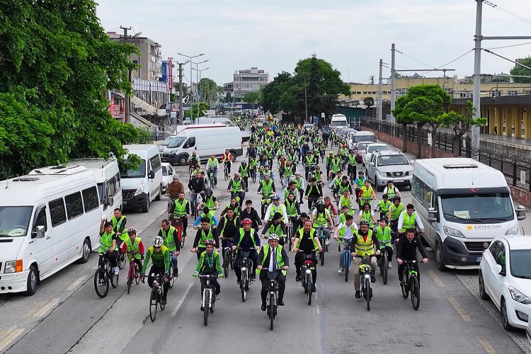 Sakarya'da pedallar şehrin merkezinde döndü -