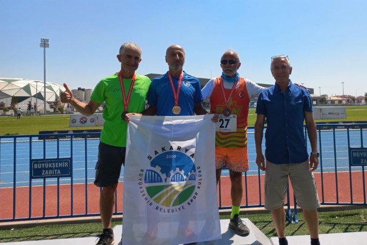 Sakarya'ya bir şampiyonlukta atletizmden geldi -
