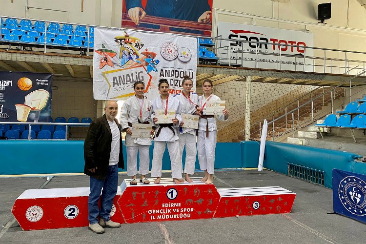 Sakarya'ya judodan derece geldi -