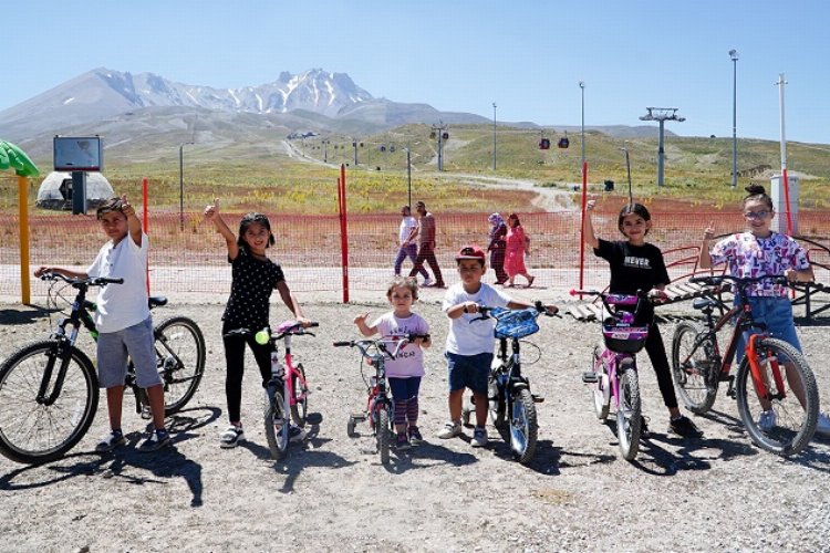 Şampiyon bisikletçiler Erciyes'te yetişecek -