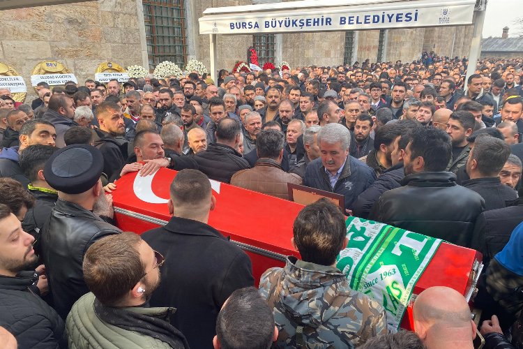 Sinan Ateş toprağa verildi -