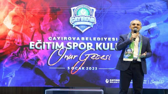 Spor Kenti Çayırova’da onur gecesi