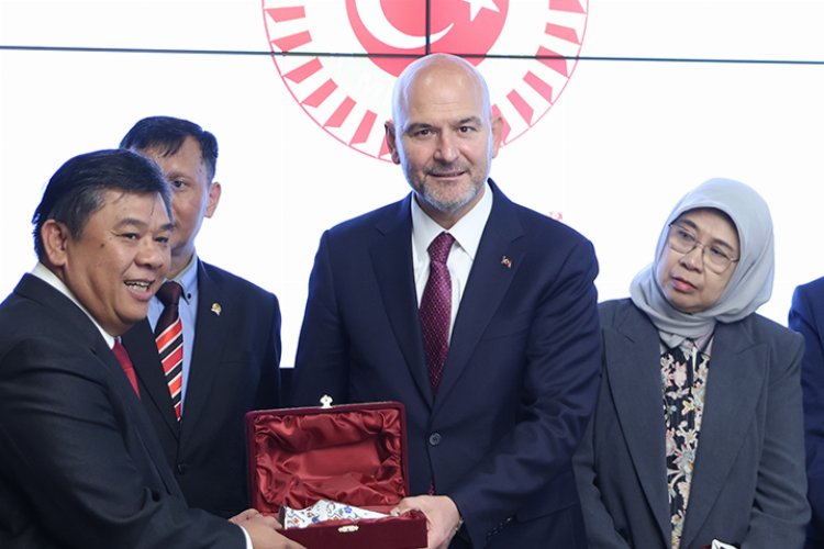 Süleyman Soylu: Önünde eğileceğimiz tek güç Allah'tır -