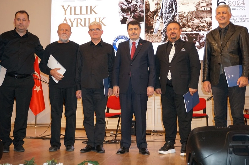 100 yıllık binada '100 Yıllık Ayrılık' belgeseli -