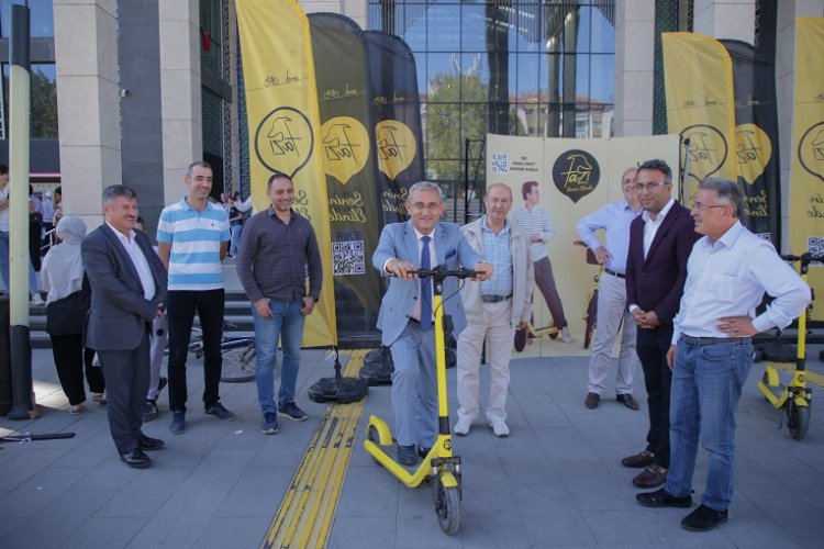 200 e-scooter Kütahya sokaklarında -