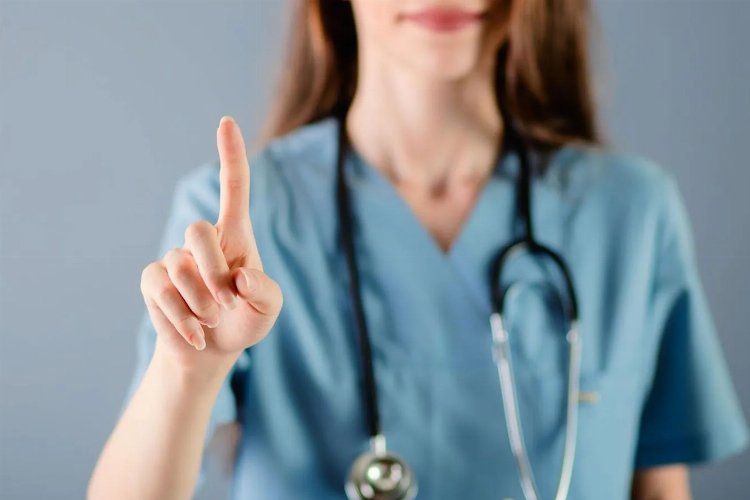 2023'te sağlığa 27 bin sözleşmeli personel -