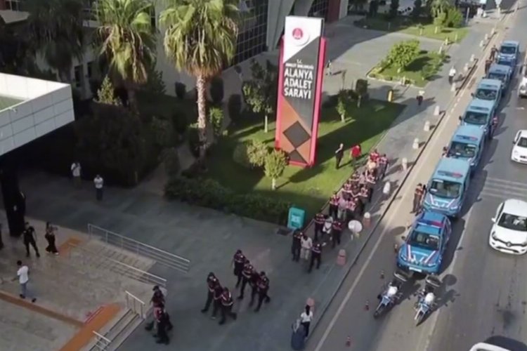 21 ilde zehir tacirlerine 148 gözaltı! -