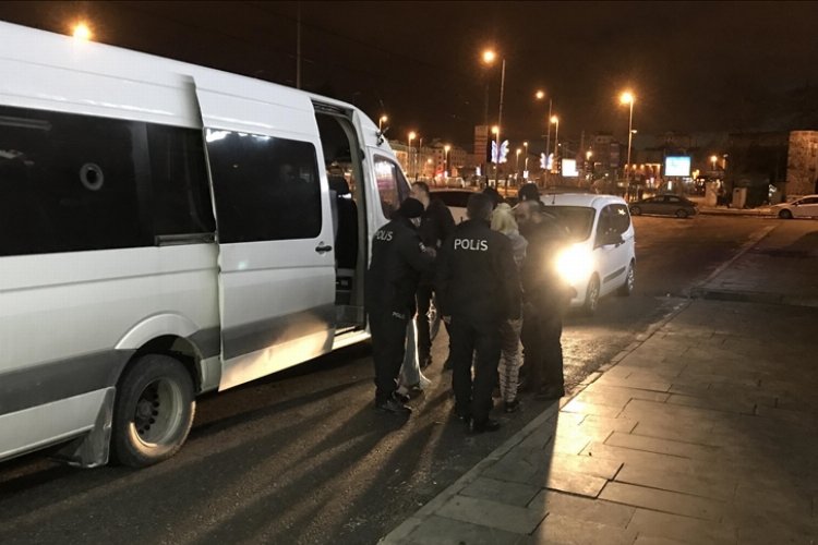 4 ilde şafak operasyonu: 35 gözaltı -