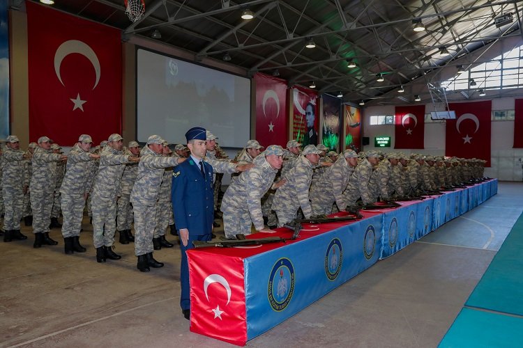 456 sözleşmeli er yemin etti -