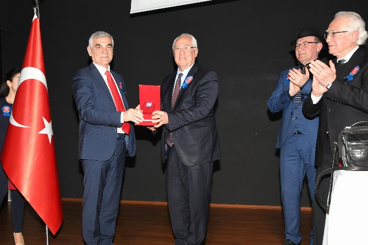 58. Kütüphane Haftası İzmir Karabağlar'da başladı -