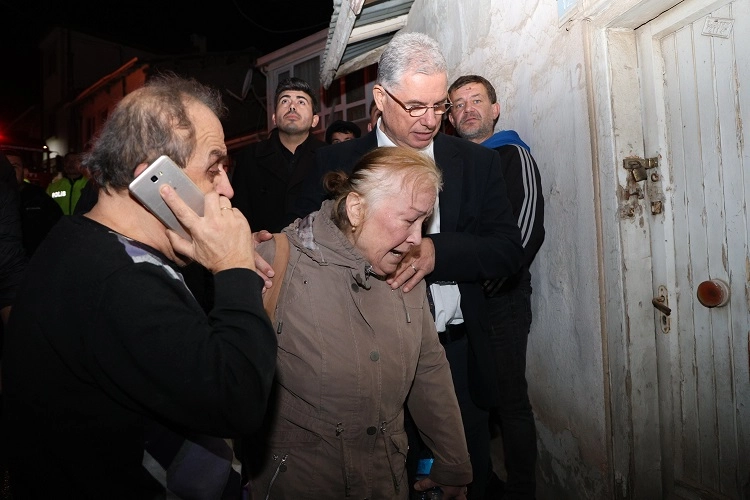 Bursa Mudanya Belediyesi'nden yangınzedelere yardım eli 