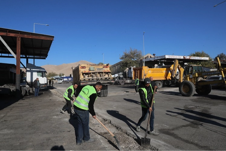 Mardin Büyükşehir sanayide sorunları 'yol'una koydu 