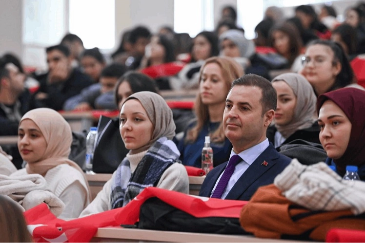 Balıkesir'in yol haritası gençlerle belirlenecek 