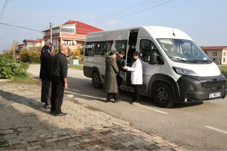 Sena ve Mustafa kardeşler eğitimle hayata tutundu 