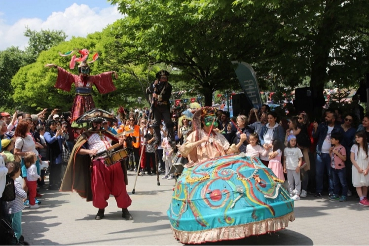 16. Uluslararası Eskişehir Çocuk Tiyatroları Festivali güçlü geliyor 