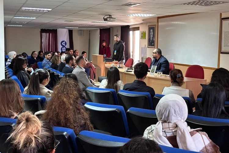 Mersin Kariyer Merkezi kampüste öğrencilerle buluşuyor 