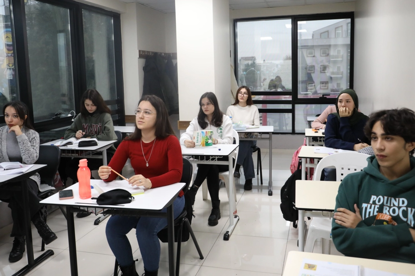 Çınar Akademi yeni dönemde de gençlere kucak açıyor 