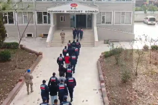 Bilecik Jandarması'ndan dolandırıcılık çetesine büyük operasyon! 
