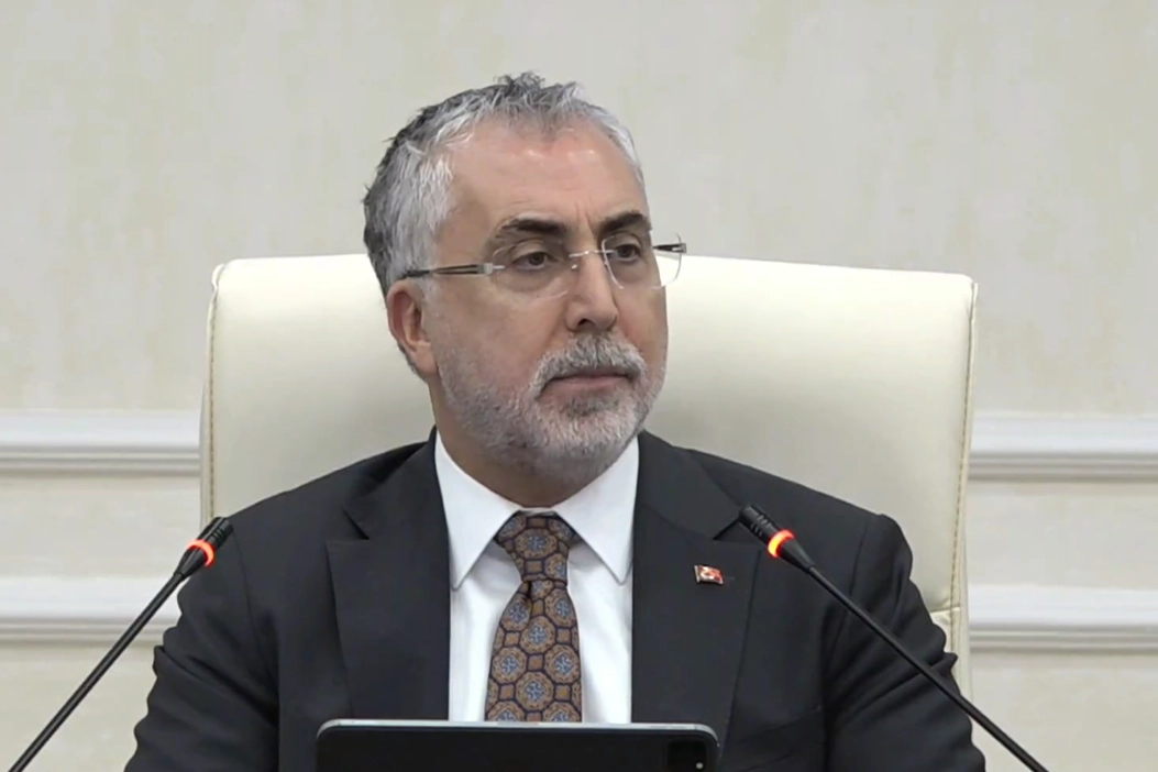 Bakan Işıkhan'dan 'asgari' denge 