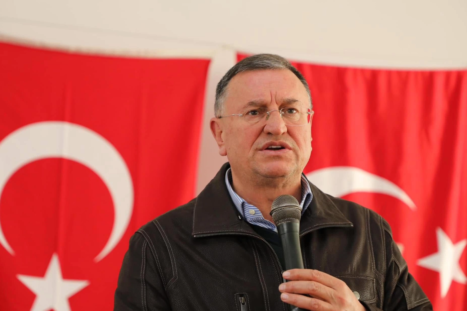 Hatay'ın eski başkanı Lütfü Savaş CHP'den ihraç edildi 