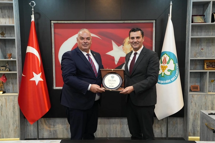Başkan Günenç'ten çifte ziyaret 
