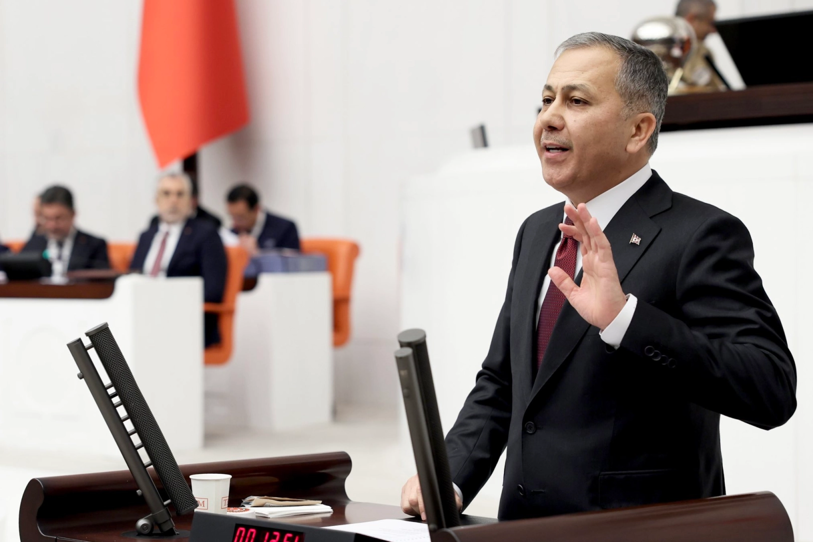 Bakan Yerlikaya açıkladı: 8 bini aşkın Suriyeli ülkesine döndü 