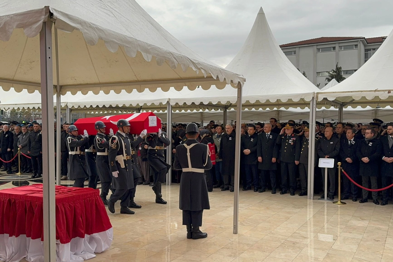 Bursa'da şehit Uzman Çavuş'a veda 